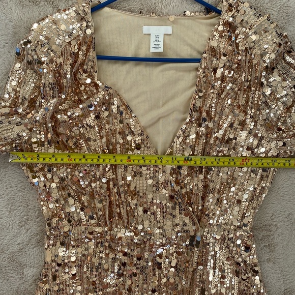 H&M Wrap Gold Sequin Dress - Picture 6 of 9